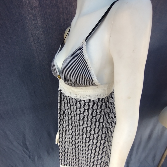 Kensie top Medium - Picture 4 of 15